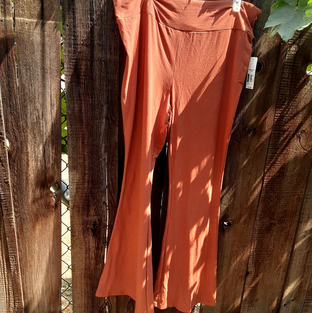 Knit flare pants